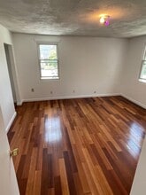 72 School St, Unit 2 in Cambridge, MA - Building Photo - Building Photo