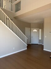 7600 Vista Hills Dr in Las Vegas, NV - Building Photo - Building Photo