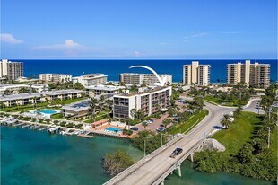 225 S Beach Rd, Unit 401 in Jupiter, FL - Building Photo
