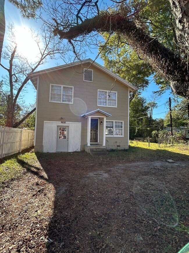 property at 710 1/2 2nd St