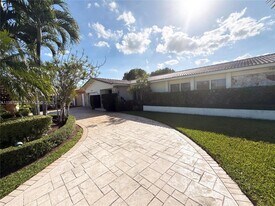 1804 SW 104th Ct in Miami, FL - Building Photo