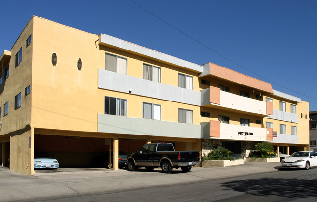 Pabst-Kinney in Long Beach, CA - Foto de edificio - Building Photo