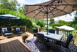 308 Wiggins St in Greenport, NY - Building Photo - Building Photo