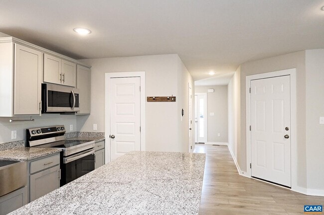 100 Kyle Ct in Zion Crossroads, VA - Building Photo - Building Photo