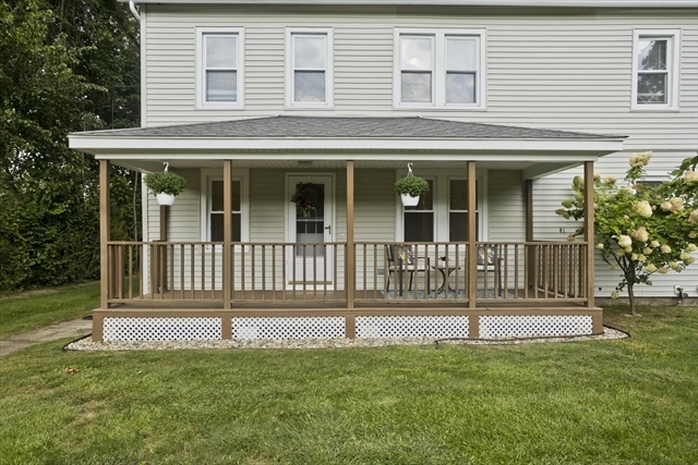 43 Ley St, Unit 43 ley st in Agawam, MA - Foto de edificio