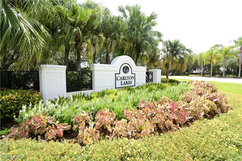 5425 Worthington Ln in Naples, FL - Foto de edificio