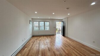 69-31 Burchell Ave in Queens, NY - Building Photo