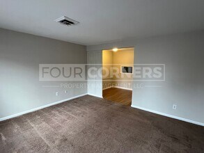 2305 Vanstory St in Greensboro, NC - Building Photo - Building Photo