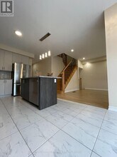 29 Hickling Ln in Ajax, ON - Building Photo - Building Photo