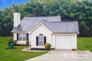 4341 Frank Vance Rd in Charlotte, NC - Building Photo