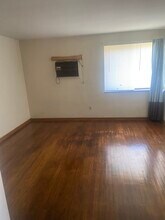 6009 Ridge Rd, Unit 5 in Parma, OH - Building Photo - Building Photo