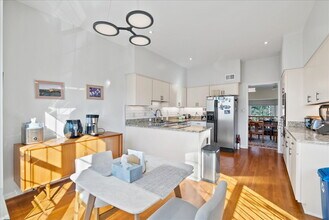 2071 Van Tuyl Pl in Falls Church, VA - Building Photo - Building Photo