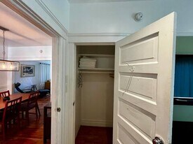 1405 N Mansfield Ave in Los Angeles, CA - Building Photo