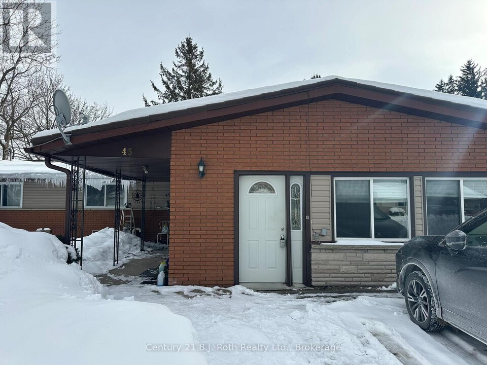 45-45 Orma Dr in Orillia, ON - Building Photo