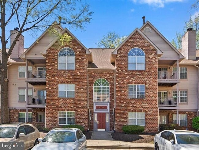 property at 9716 Lake Point Ct