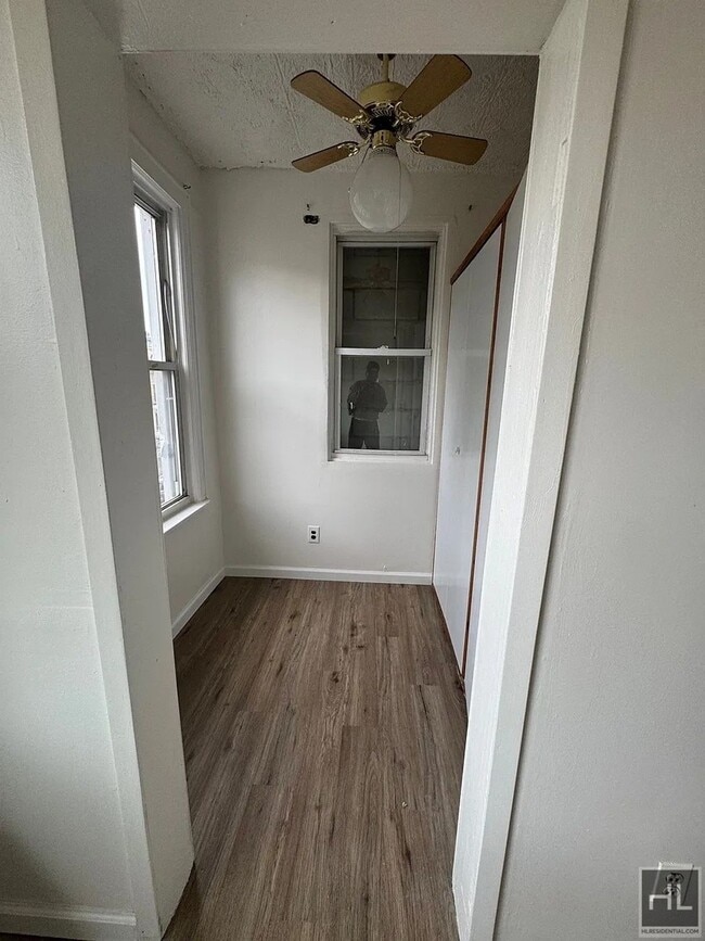 289A Cooper St in Brooklyn, NY - Building Photo - Building Photo