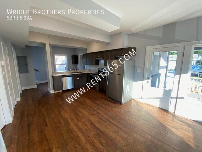 1418 Forest Ave in Knoxville, TN - Building Photo - Building Photo