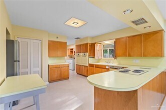 28 W Austin Blvd in Edinburg, TX - Building Photo - Building Photo