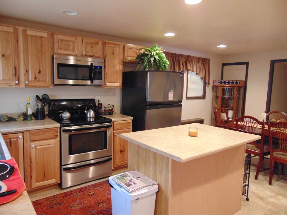 25 E Front St, Unit 25 East Front Street in Danville, PA - Building Photo