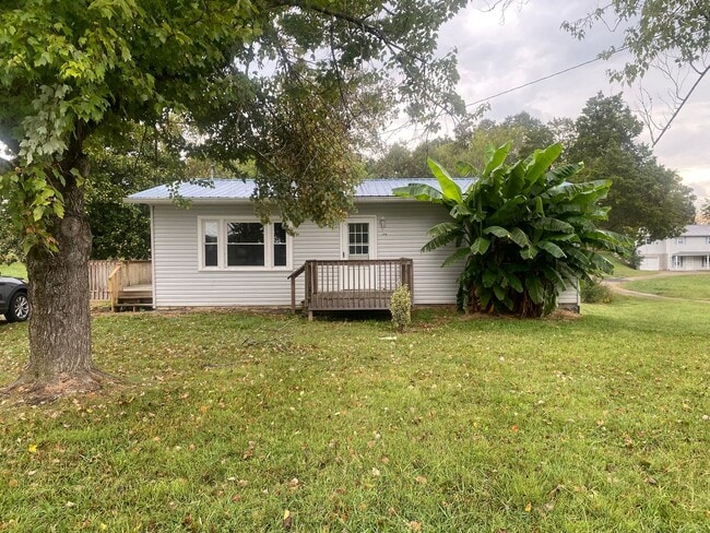 property at 286 Bailey St