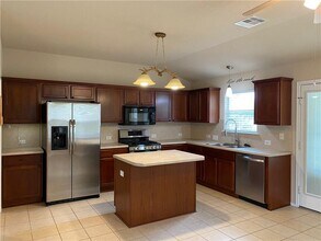 2305 Butler Way in Round Rock, TX - Building Photo - Building Photo