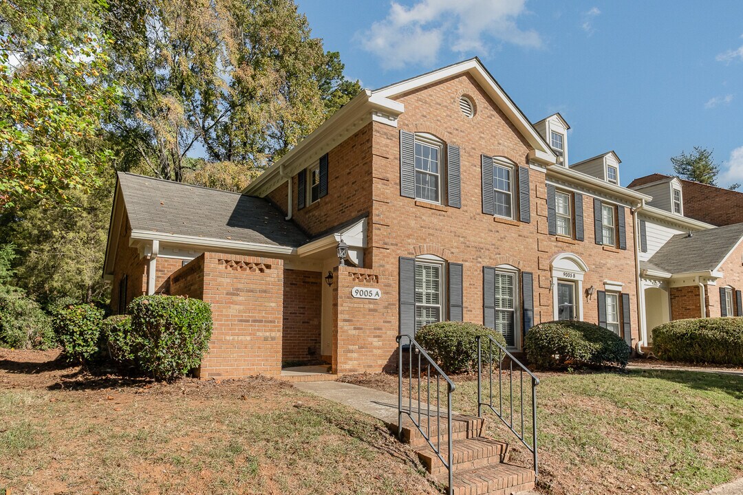 9005 Nolley Ct, Unit A in Charlotte, NC - Building Photo
