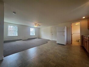 5994 US-44 in Kerhonkson, NY - Building Photo - Building Photo