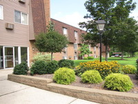 Kent Village Apartments in Kent, OH - Building Photo - Building Photo