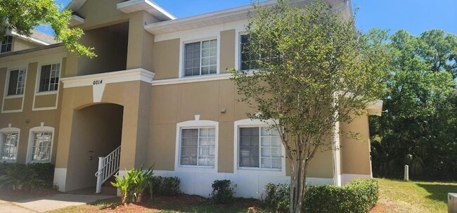 6014 Portsdale Pl, Unit 102 in Riverview, FL - Foto de edificio - Building Photo