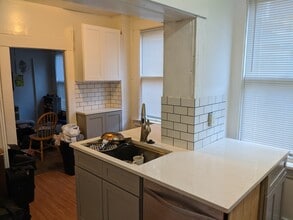 324 E 20th Ave in Columbus, OH - Foto de edificio - Building Photo