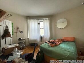 62 Egmont St in Brookline, MA - Foto de edificio - Building Photo