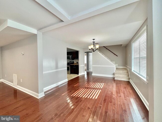 6833 Standish Dr in Hyattsville, MD - Foto de edificio - Building Photo