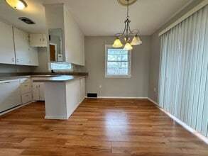 85 Garrison Ave in Battle Creek, MI - Building Photo - Building Photo