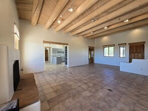27 Condesa Rd in Santa Fe, NM - Building Photo - Building Photo