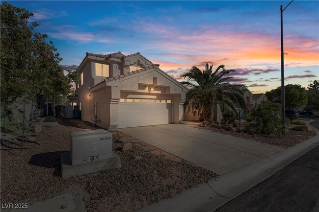 8758 Arawana Pl in Henderson, NV - Building Photo - Building Photo