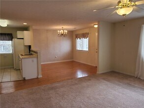 123 Perkins Pl in Seneca, SC - Building Photo - Building Photo