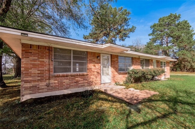 property at 143B Moffett Springs Rd