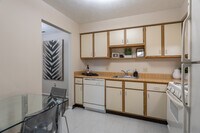 Oakwood Apartments photo'