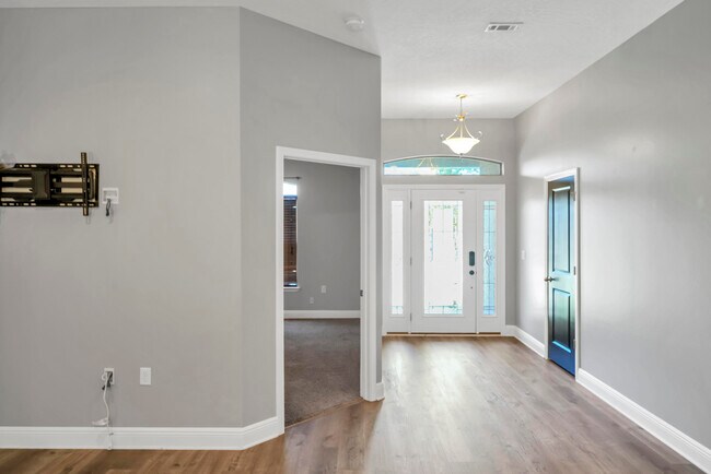 4628 Hermosa Rd in Crestview, FL - Building Photo - Building Photo