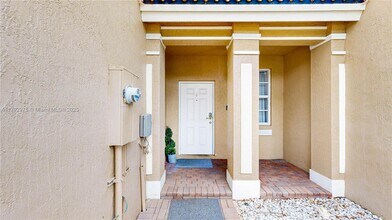 11866 SW 152nd Pl in Miami, FL - Building Photo - Building Photo