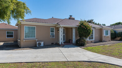 130 N G St in Lompoc, CA - Building Photo - Building Photo