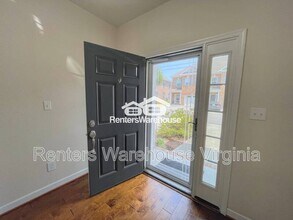 1128 Winsford Ln in Chesapeake, VA - Building Photo - Building Photo