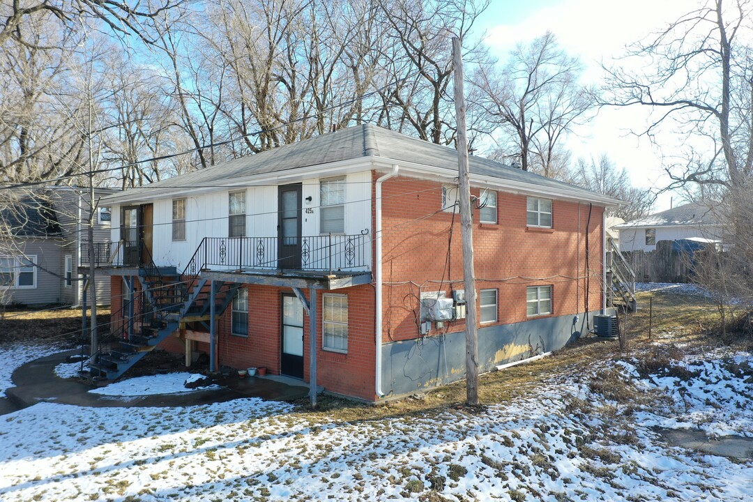 423 W Linden Ave in Independence, MO - Building Photo