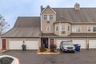 Yale Street Commons in Bridgeport, CT - Building Photo - Building Photo