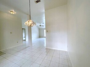 15514 Heritage Country Ct in Friendswood, TX - Building Photo - Building Photo