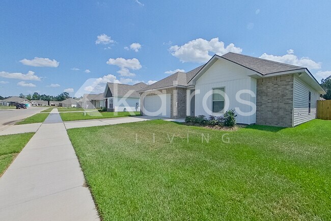 108 Rainfall Ln in Carencro, LA - Building Photo - Building Photo