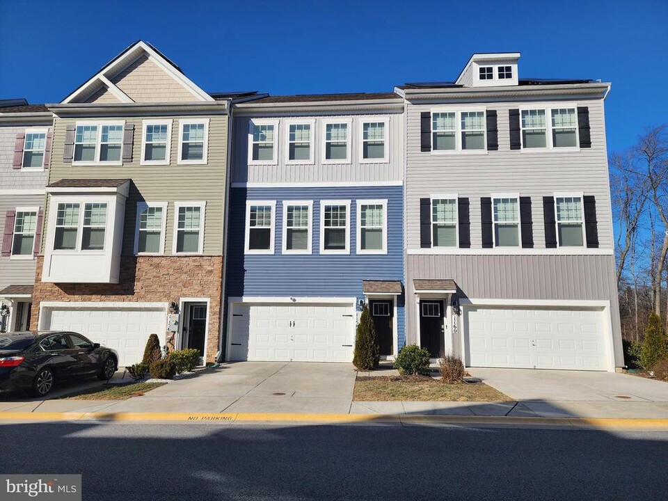 1160 Sicily Ln in Severn, MD - Building Photo