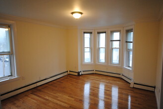 30 Wordsworth St, Unit 2 in Boston, MA - Building Photo - Building Photo