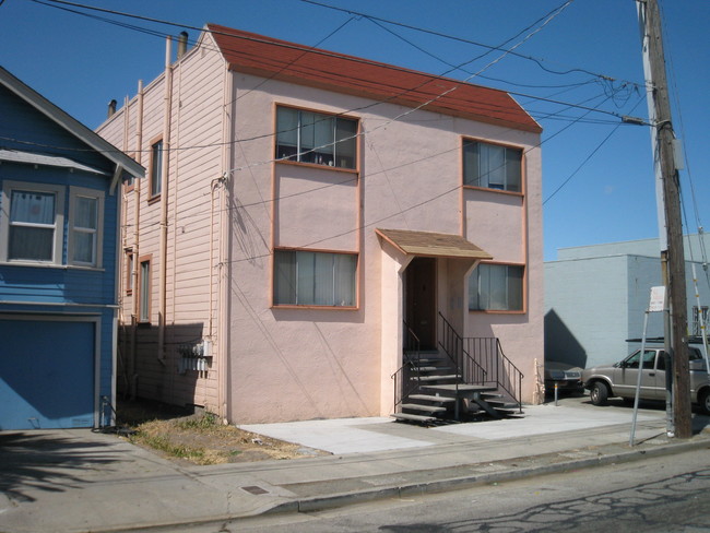 2223 Barrett Ave in Richmond, CA - Foto de edificio - Building Photo