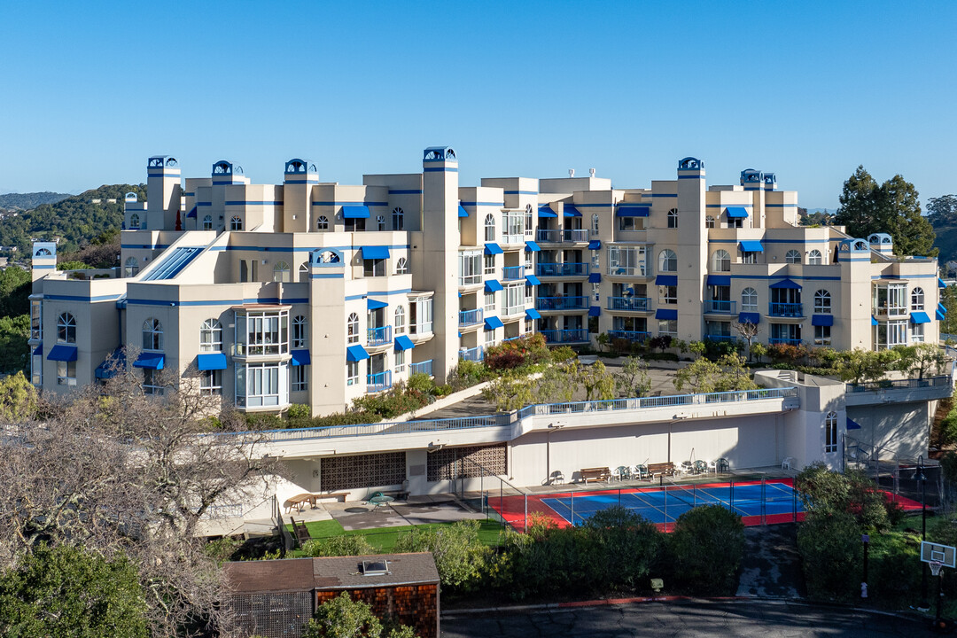 Villa Marin in San Rafael, CA - Foto de edificio